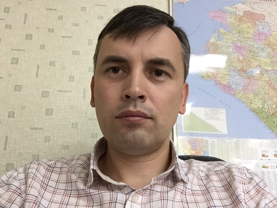 Сидоренко Алексей Сергеевич - Директор